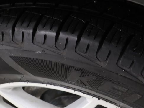 Certified 2022 Ford Edge SEL w/ Convenience Package image 19