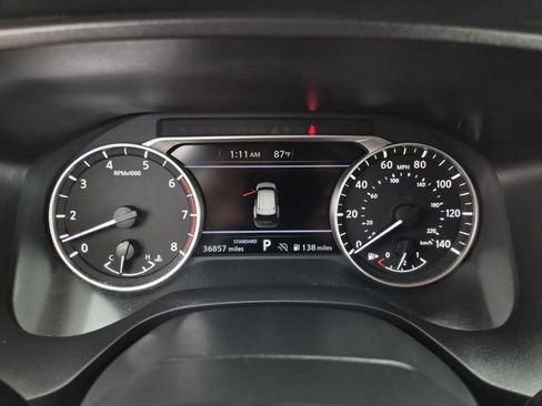 Used 2025 Nissan Rogue SV FWD image 8