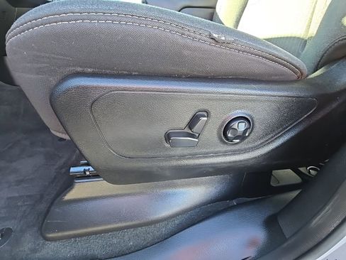 Used 2021 RAM 1500 Big Horn image 5