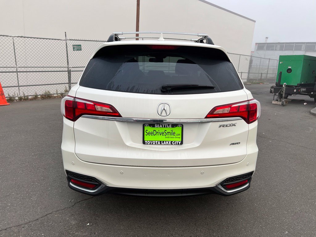 Used 2017 Acura RDX w/ Advance Package AWD/4WD image 3