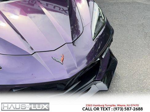 Used 2021 Chevrolet Corvette Stingray Premium Cpe w/ Z51 Performance Package RWD image 4