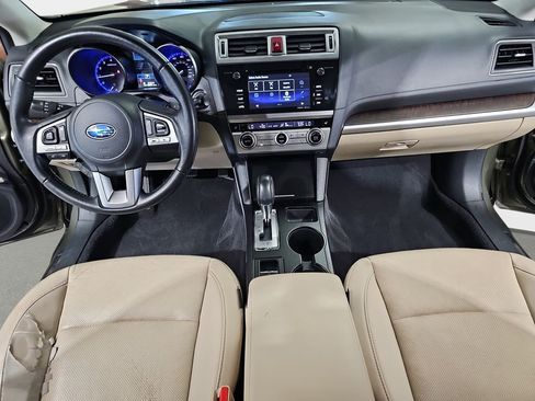 Used 2017 Subaru Outback 2.5i Limited AWD/4WD image 10