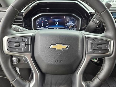 Used 2024 Chevrolet Silverado 2500 LT image 30