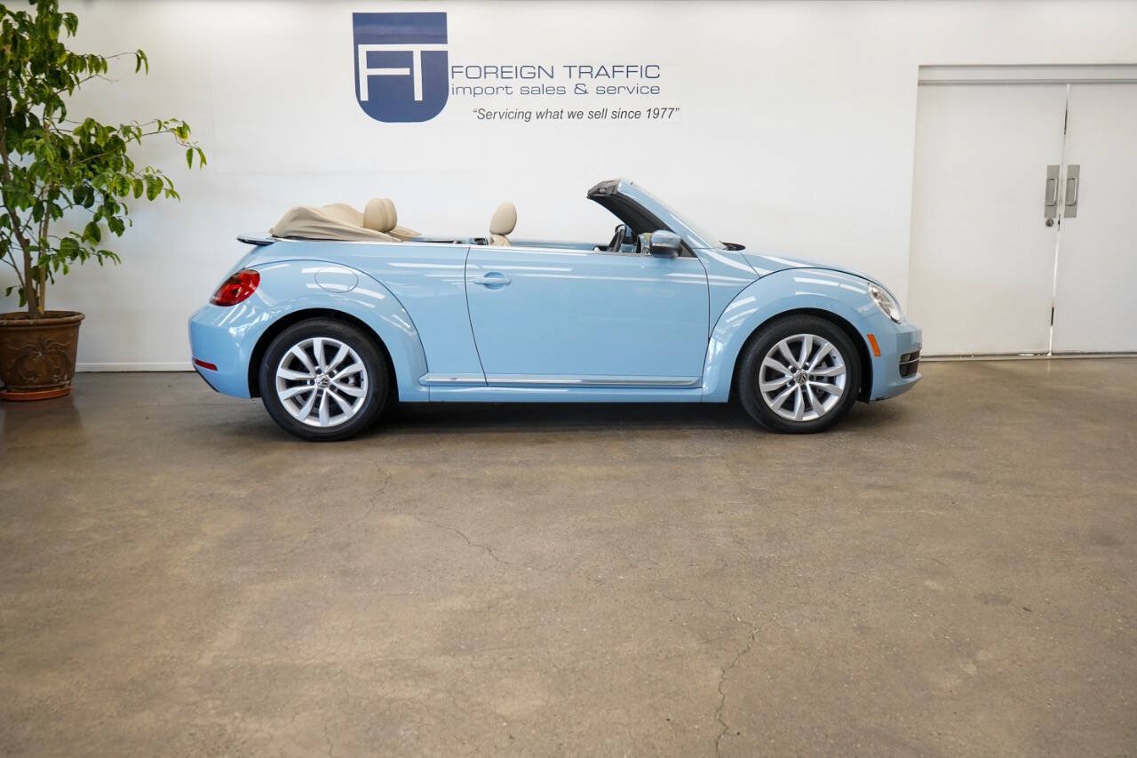 Used 2015 Volkswagen Beetle TDI FWD image 22