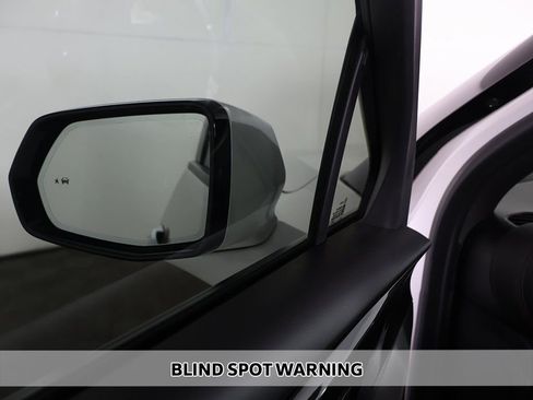 Used 2024 Chevrolet Blazer Premier w/ Enhanced Convenience Package image 6