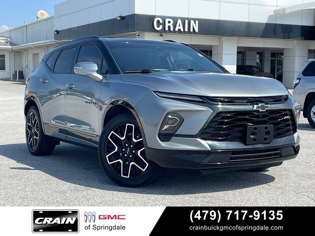 Used 2024 Chevrolet Blazer RS w/ Driver Confidence II Package FWD image 1