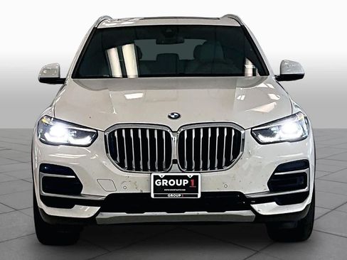 Used 2023 BMW X5 xDrive40i w/ Premium Package AWD/4WD image 3