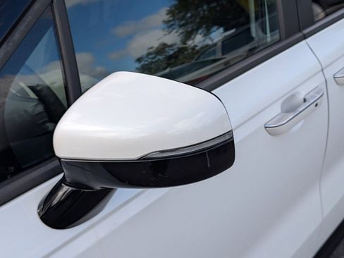 Certified 2024 Kia Carnival LX image 15