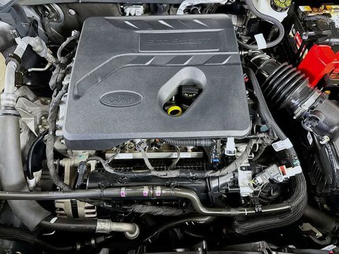 Certified 2020 Ford Escape SEL image 9