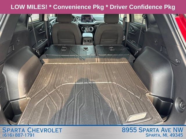 Used 2024 Chevrolet Blazer LT w/ Convenience Package FWD image 31