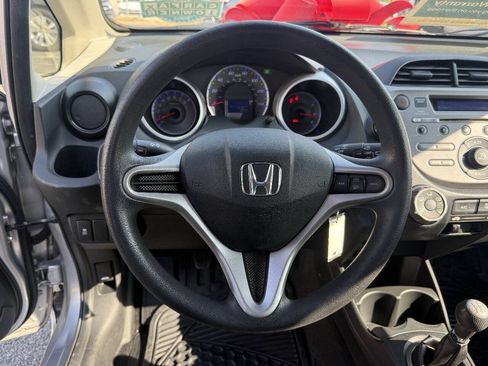 Used 2013 Honda Fit image 18