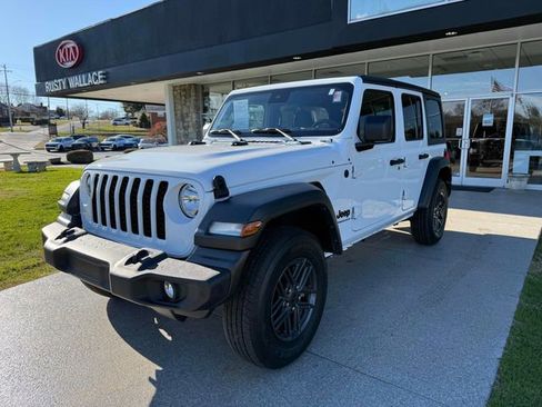 Used 2024 Jeep Wrangler Sport S image 24