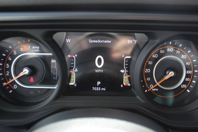 Used 2024 Jeep Wrangler Unlimited Sport AWD/4WD image 15