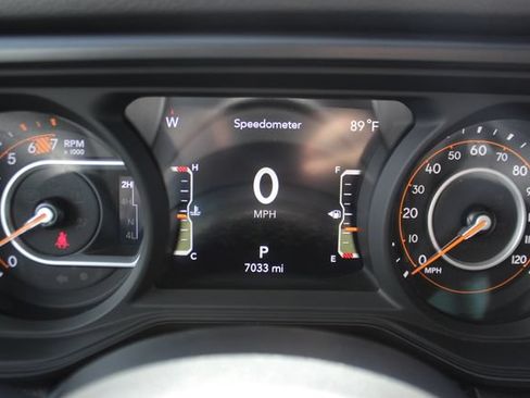 Used 2024 Jeep Wrangler Unlimited Sport AWD/4WD image 15