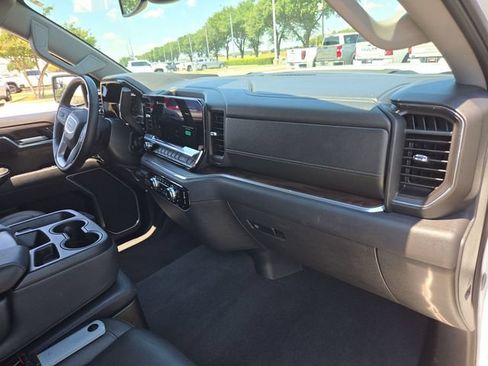 Used 2025 GMC Sierra 1500 SLT RWD image 26