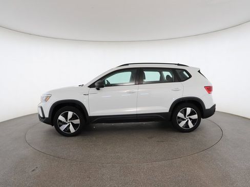 Used 2024 Volkswagen Taos S image 6