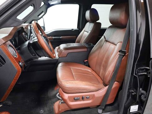 Used 2014 Ford F250 King Ranch w/ Snow Plow Prep Package image 5