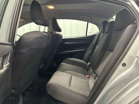 Used 2025 Toyota Camry XLE image 11