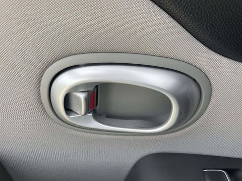 Used 2018 Kia Soul FWD image 14