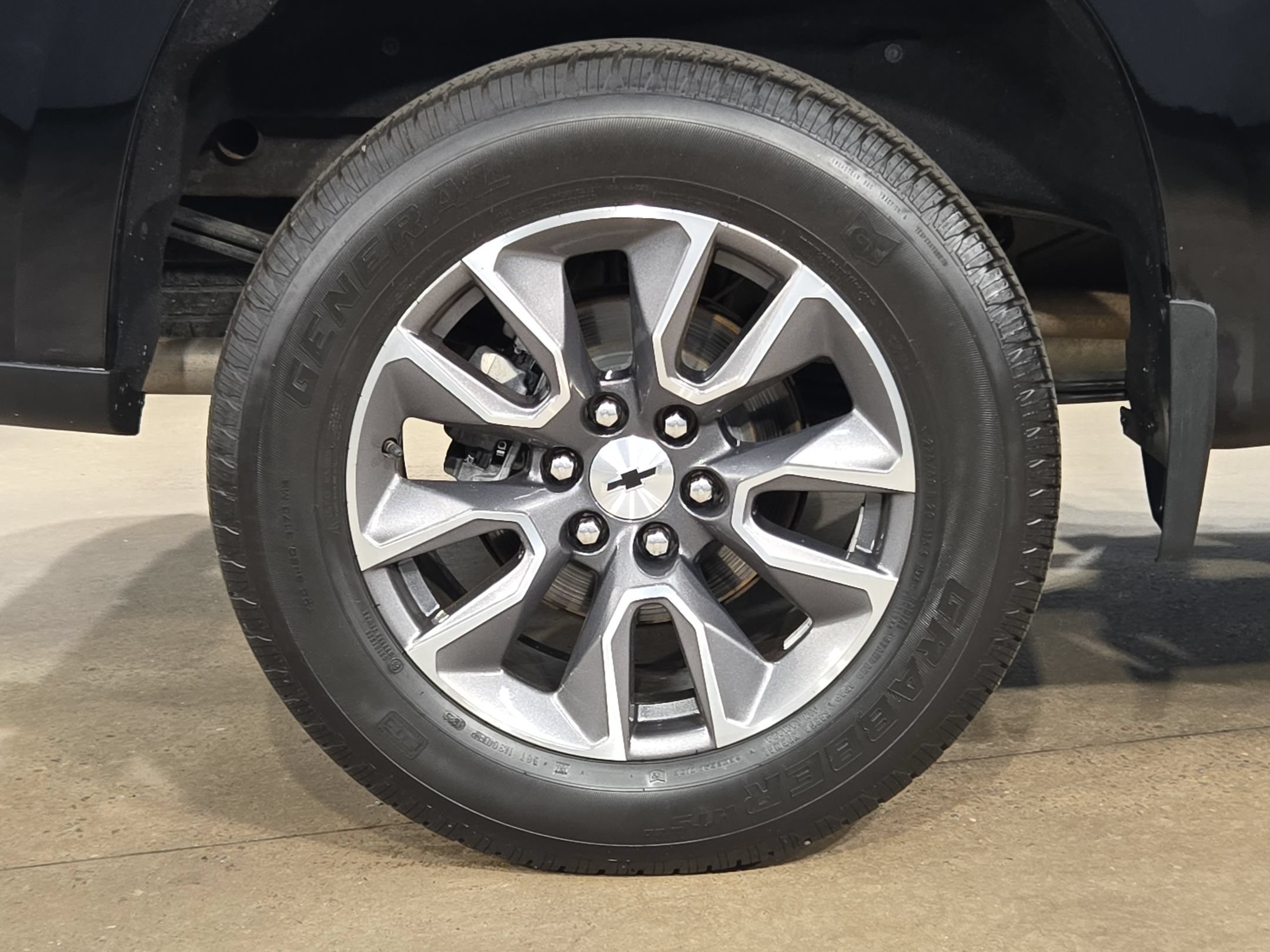 Used 2021 Chevrolet Silverado 1500 RST AWD/4WD image 17