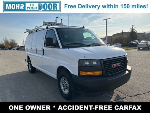 Used 2023 GMC Savana 3500 w/ Driver Convenience Package image 3