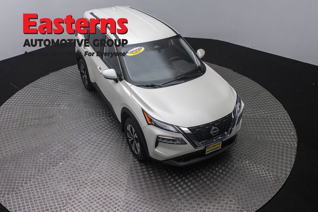 Used 2023 Nissan Rogue SV AWD/4WD image 5