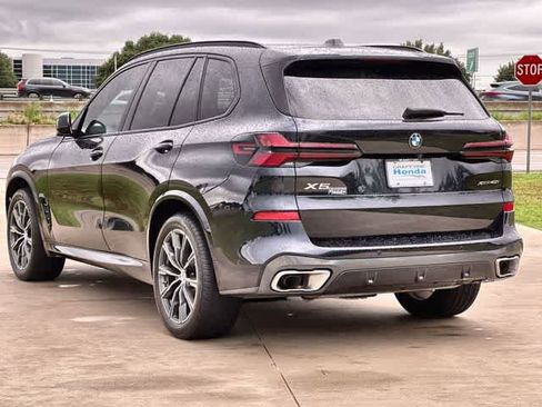Used 2024 BMW X5 xDrive40i w/ M Sport Package AWD/4WD image 5