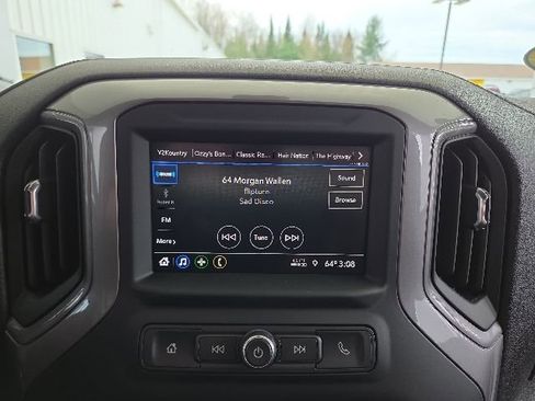 Used 2022 Chevrolet Silverado 1500 Custom Trail Boss w/ LPO, Dark Essentials Package AWD/4WD image 61