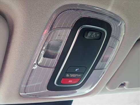 Used 2025 Hyundai Kona SEL FWD image 18