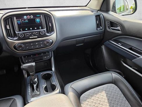 Used 2015 Chevrolet Colorado Z71 AWD/4WD image 20
