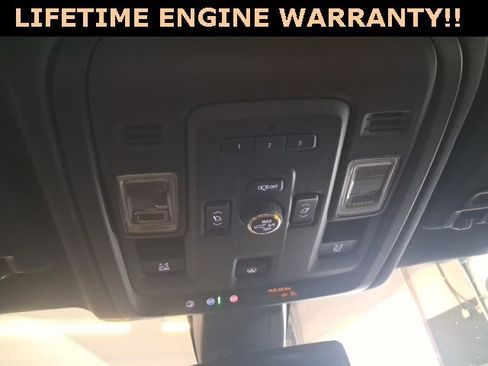 Used 2021 Chevrolet Tahoe LT w/ LT Signature Package image 14