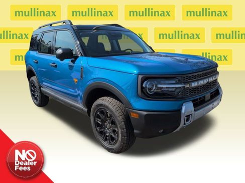 New 2025 Ford Bronco Sport Badlands image 2