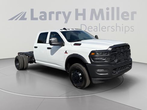 New 2026 RAM 3500 Tradesman AWD/4WD image 7