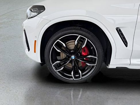 Used 2024 BMW X4 M40i w/ Premium Package image 12