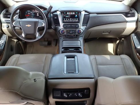 Used 2019 Chevrolet Suburban Premier w/ RST 6.2L Performance Edition image 25