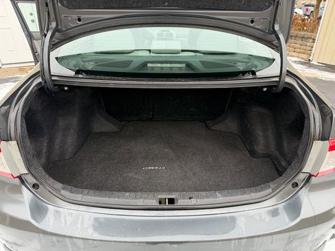 Used 2012 Toyota Corolla LE image 18