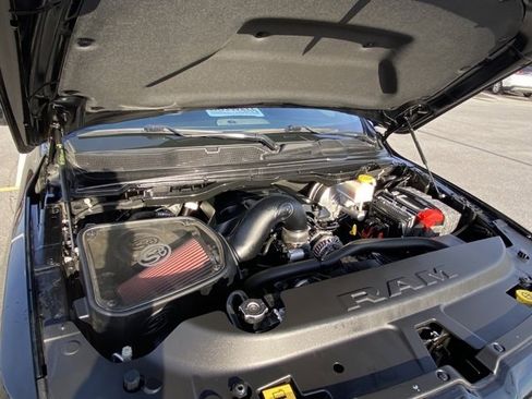 Used 2020 RAM 1500 Laramie w/ Sport Appearance Package image 21