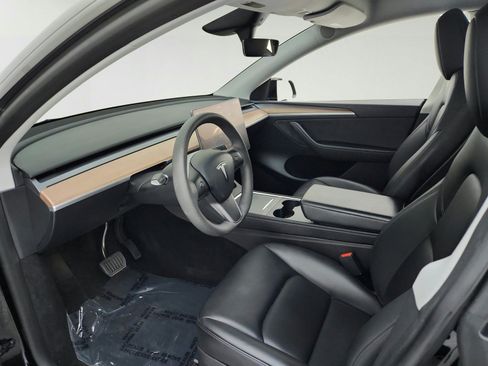 Used 2023 Tesla Model Y Long Range AWD/4WD image 16