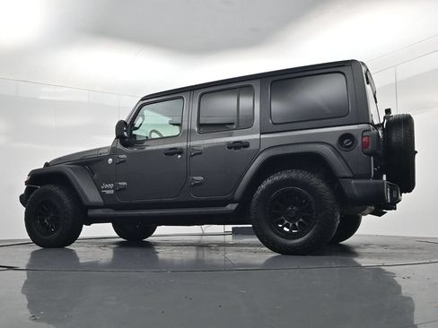 Used 2020 Jeep Wrangler Unlimited Sport S AWD/4WD image 38
