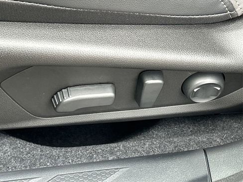 New 2026 Subaru Outback Limited image 36