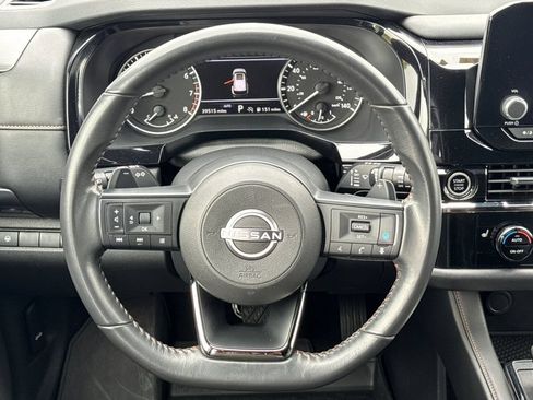 Used 2024 Nissan Pathfinder Rock Creek AWD/4WD image 16