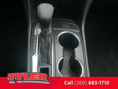 Used 2024 Chevrolet Equinox LT image 38