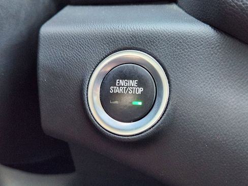 Used 2022 GMC Terrain Denali w/ Black Diamond Edition image 30