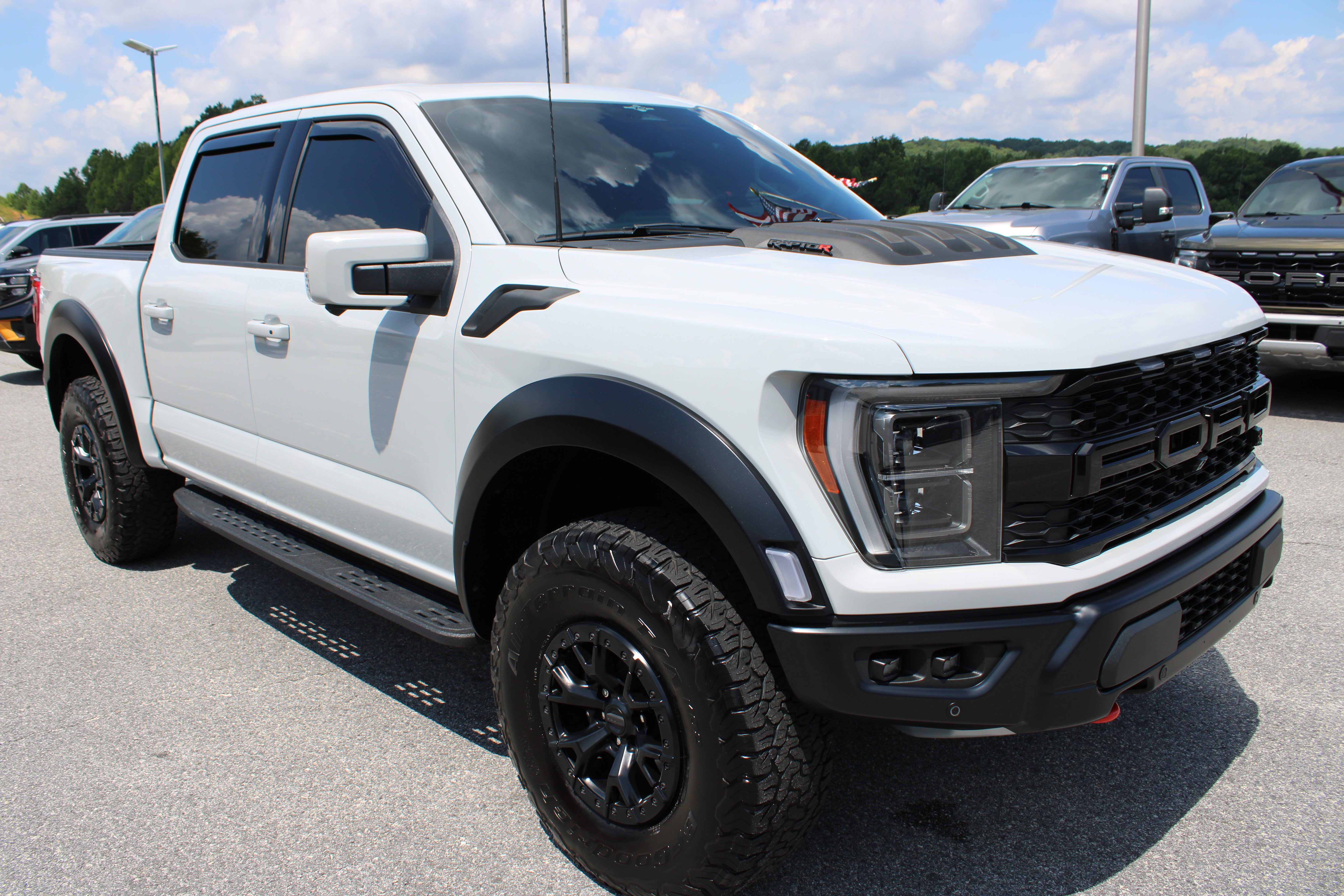 Used 2023 Ford F150 Raptor w/ Equipment Group 802A Raptor R AWD/4WD image 4