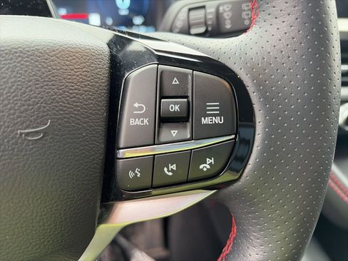 Used 2025 Ford Explorer ST-Line AWD/4WD image 19