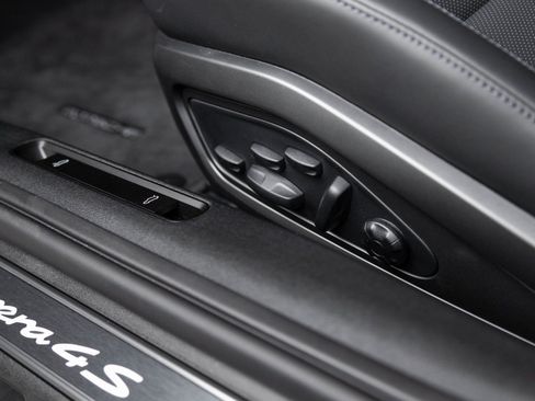 New 2026 Porsche 911 Carrera 4S image 22