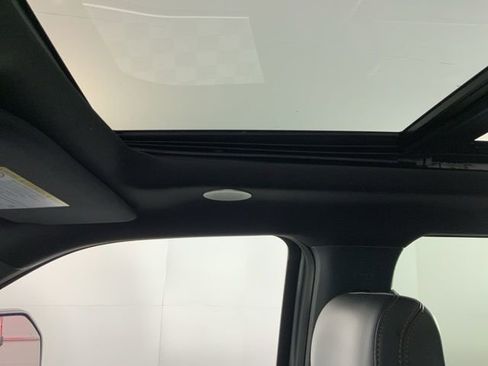 Used 2024 Ford F350 Platinum w/ FX4 Off-Road Package image 26