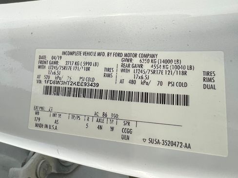 Used 2019 Ford F350 XL w/ Power Equipment Group AWD/4WD image 21