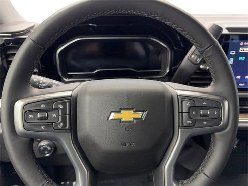 Used 2024 Chevrolet Silverado 1500 LT image 56
