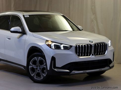 Certified 2025 BMW X1 xDrive28i w/ Premium Package image 2